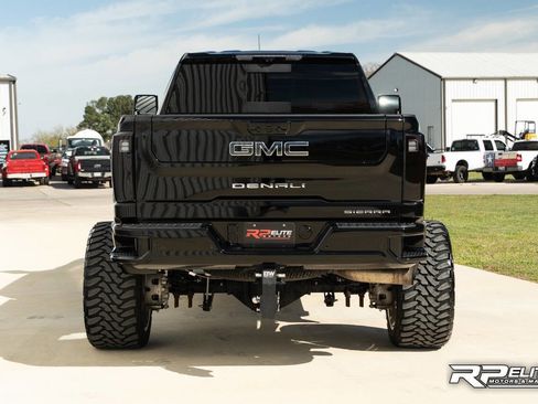 Used 2025 GMC Sierra 2500 Denali Ultimate image 7