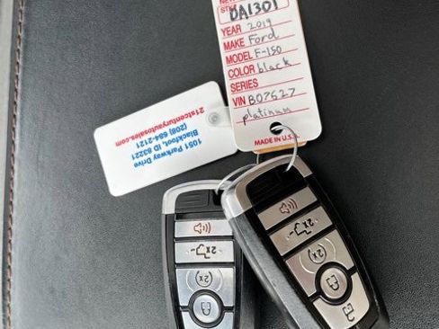 Used 2019 Ford F150 Platinum w/ Technology Package image 45