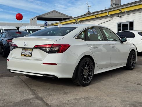 Used 2024 Honda Civic EX image 11