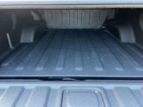 Used 2024 Jeep Gladiator Willys image 26