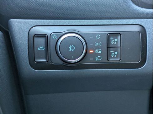 Certified 2025 Ford Maverick Lobo AWD/4WD image 24