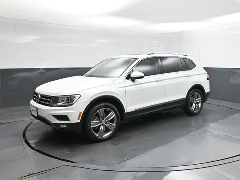 Used 2021 Volkswagen Tiguan SEL image 30