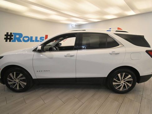 Used 2022 Chevrolet Equinox Premier AWD/4WD image 2