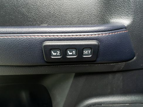 Used 2018 Toyota 4Runner Limited image 14