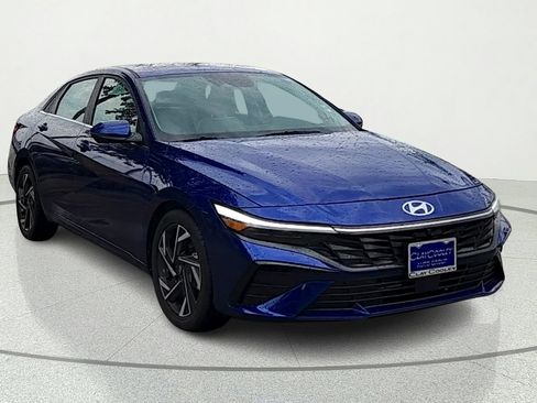 Certified 2024 Hyundai Elantra Limited FWD image 1