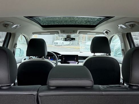New 2026 Volkswagen Taos SE AWD/4WD image 18
