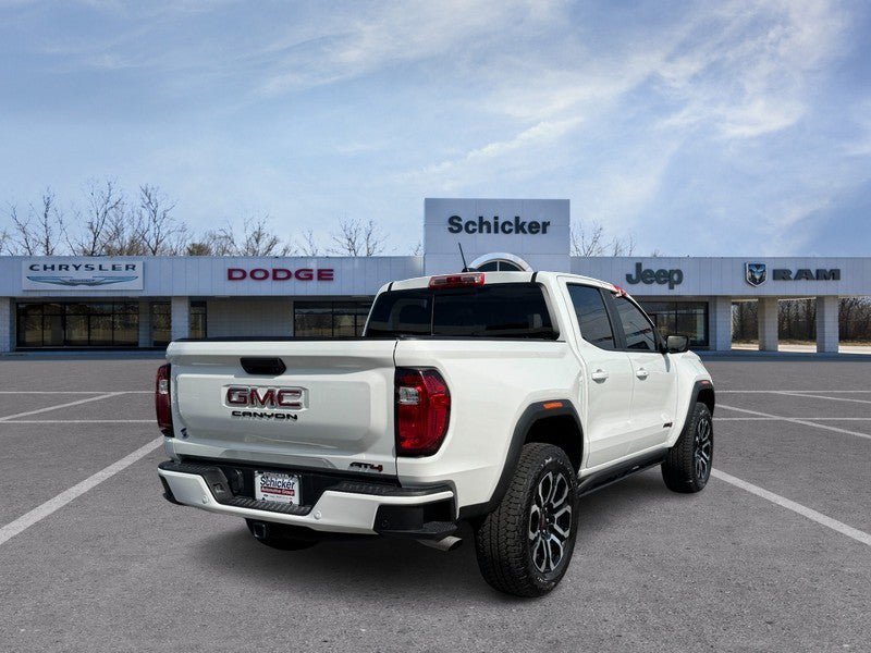 Used 2025 GMC Canyon AT4 w/ Nightfall Edition AWD/4WD image 3