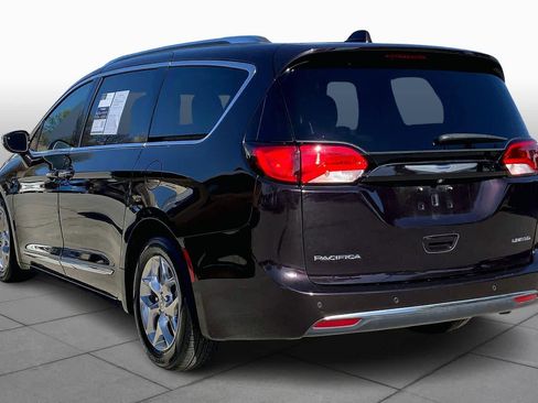Used 2019 Chrysler Pacifica Limited FWD image 20
