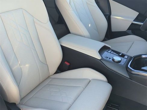 New 2026 BMW X3 xDrive30 w/ Premium Package image 11