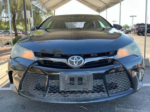 Used 2015 Toyota Camry SE image 21