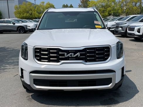 Used 2025 Kia Telluride S AWD/4WD image 2