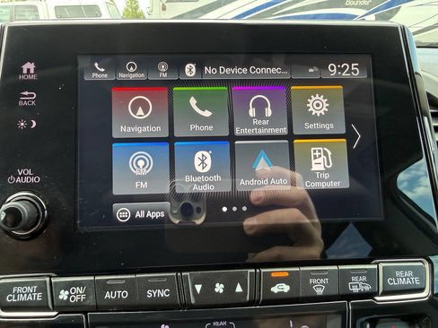 Used 2023 Honda Odyssey Elite image 41