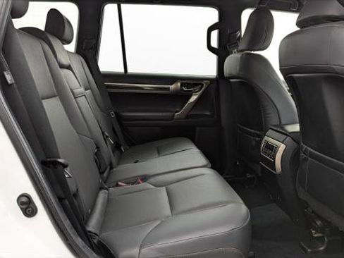 Used 2020 Lexus GX 460 Premium image 23