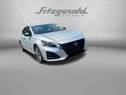 Used 2025 Nissan Altima 2.5 SV