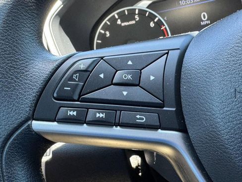 Used 2024 Nissan Altima 2.5 SV AWD/4WD image 18