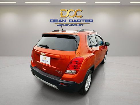 Used 2015 Chevrolet Trax LT w/ LT Sun and Sound Package AWD/4WD image 8