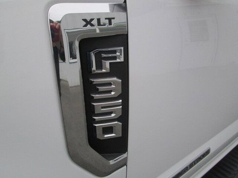 Used 2021 Ford F350 XLT image 9