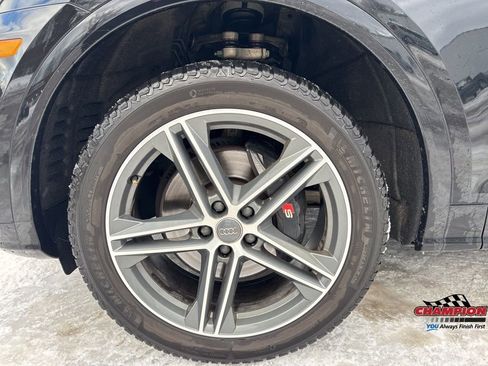 Used 2018 Audi SQ5 Premium Plus image 11