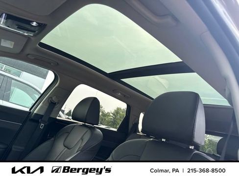 Used 2025 Kia Sorento S w/ Panoramic Sunroof Package AWD/4WD image 19