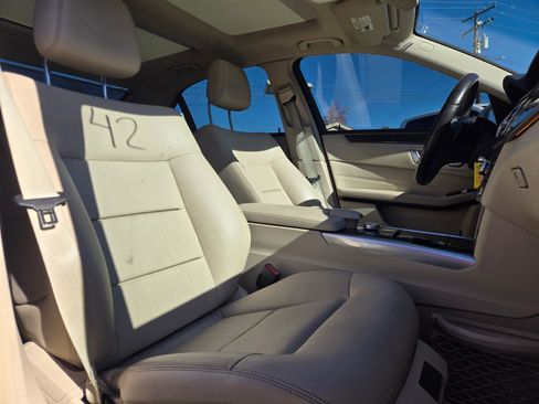 Used 2014 Mercedes-Benz E 350 Sport image 15