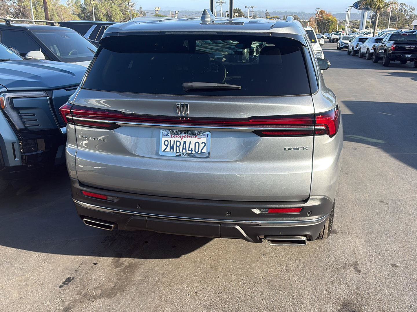 Used 2026 Buick Enclave Preferred FWD image 8