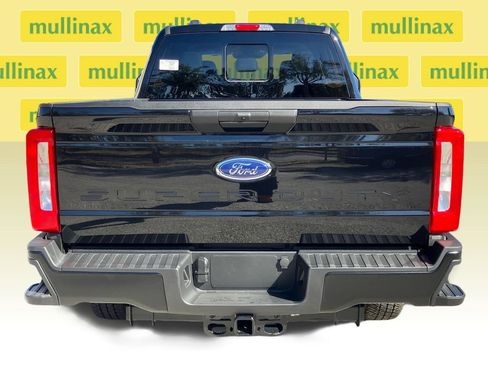 New 2026 Ford F250 XL w/ XL Driver Assist Package AWD/4WD image 8