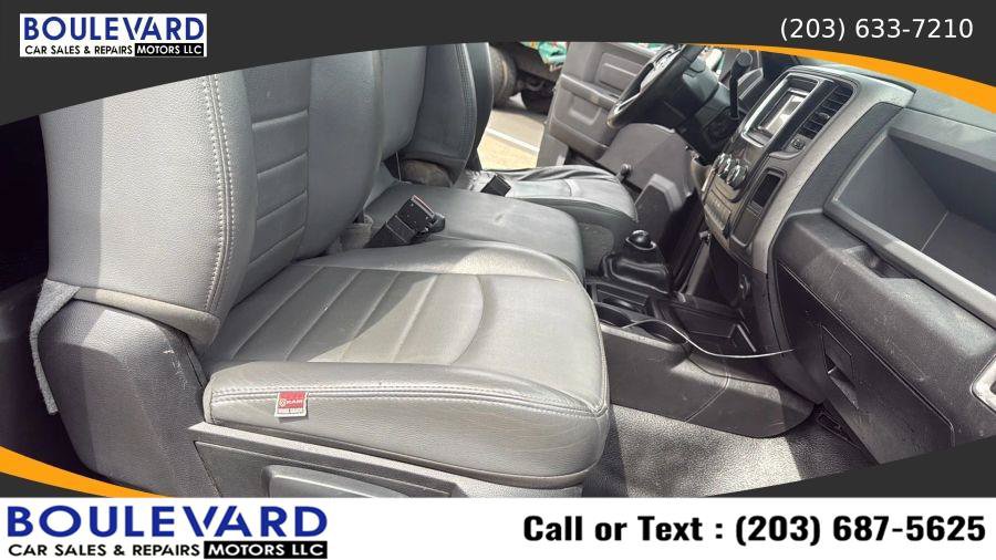 Used 2018 RAM 5500 Tradesman w/ Payload Upgrade Package AWD/4WD image 26