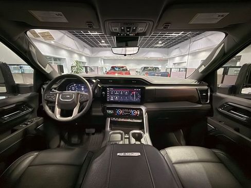 Certified 2024 GMC Sierra 2500 Denali w/ Denali Reserve Package image 16