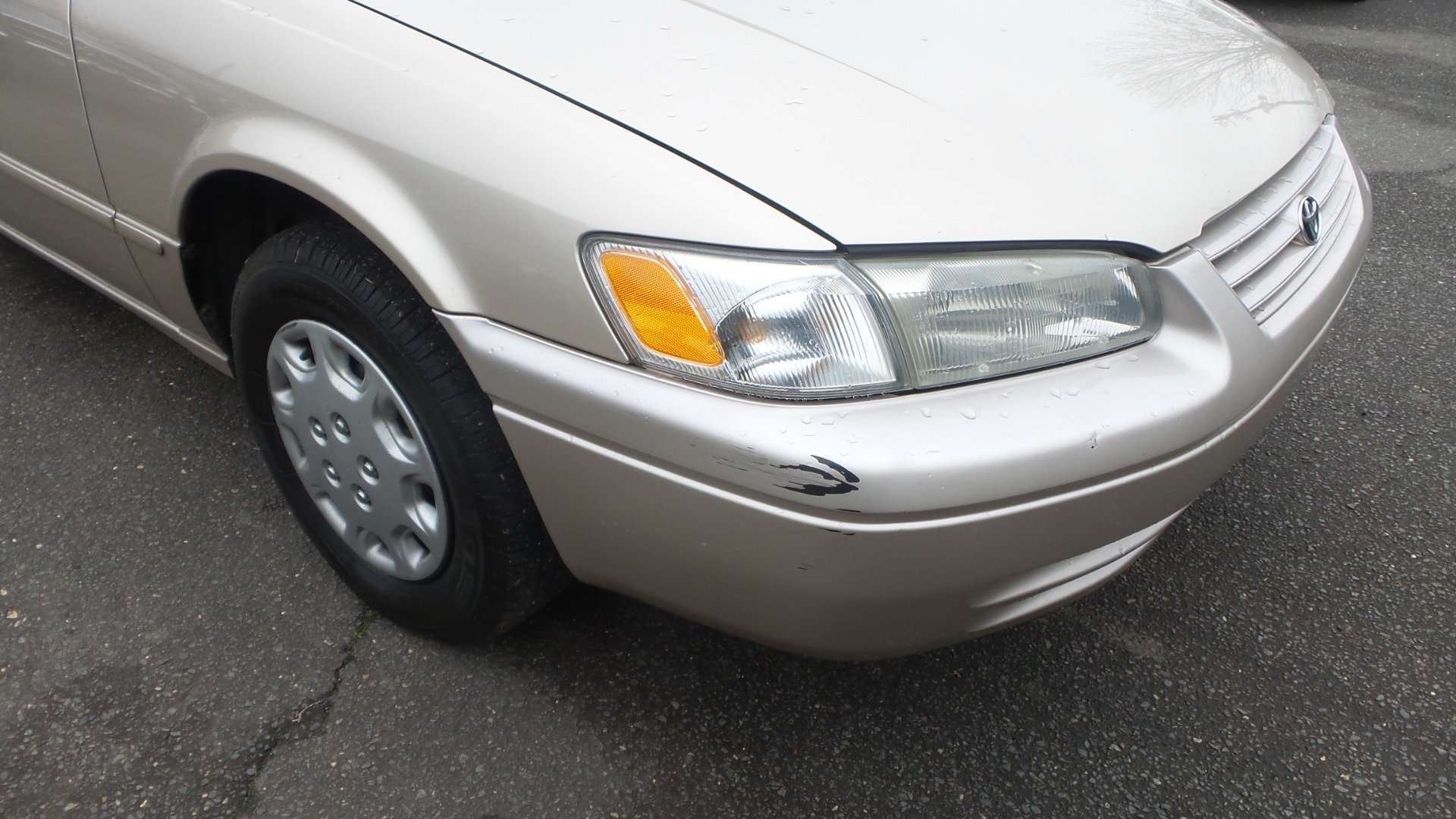 Used 1998 Toyota Camry LE FWD image 51