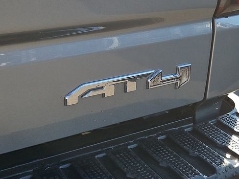 Used 2023 GMC Sierra 1500 AT4 w/ AT4 Premium Package AWD/4WD image 31