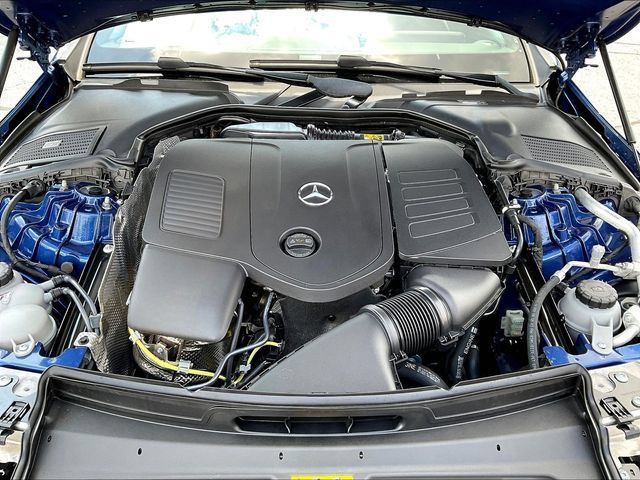 Used 2024 Mercedes-Benz CLE 300 4MATIC Coupe image 29