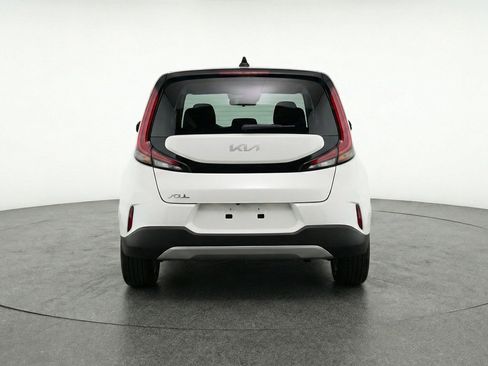 Used 2025 Kia Soul LX w/ LX Technology Package FWD image 7