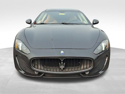 Used 2015 Maserati GranTurismo Sport RWD image 2