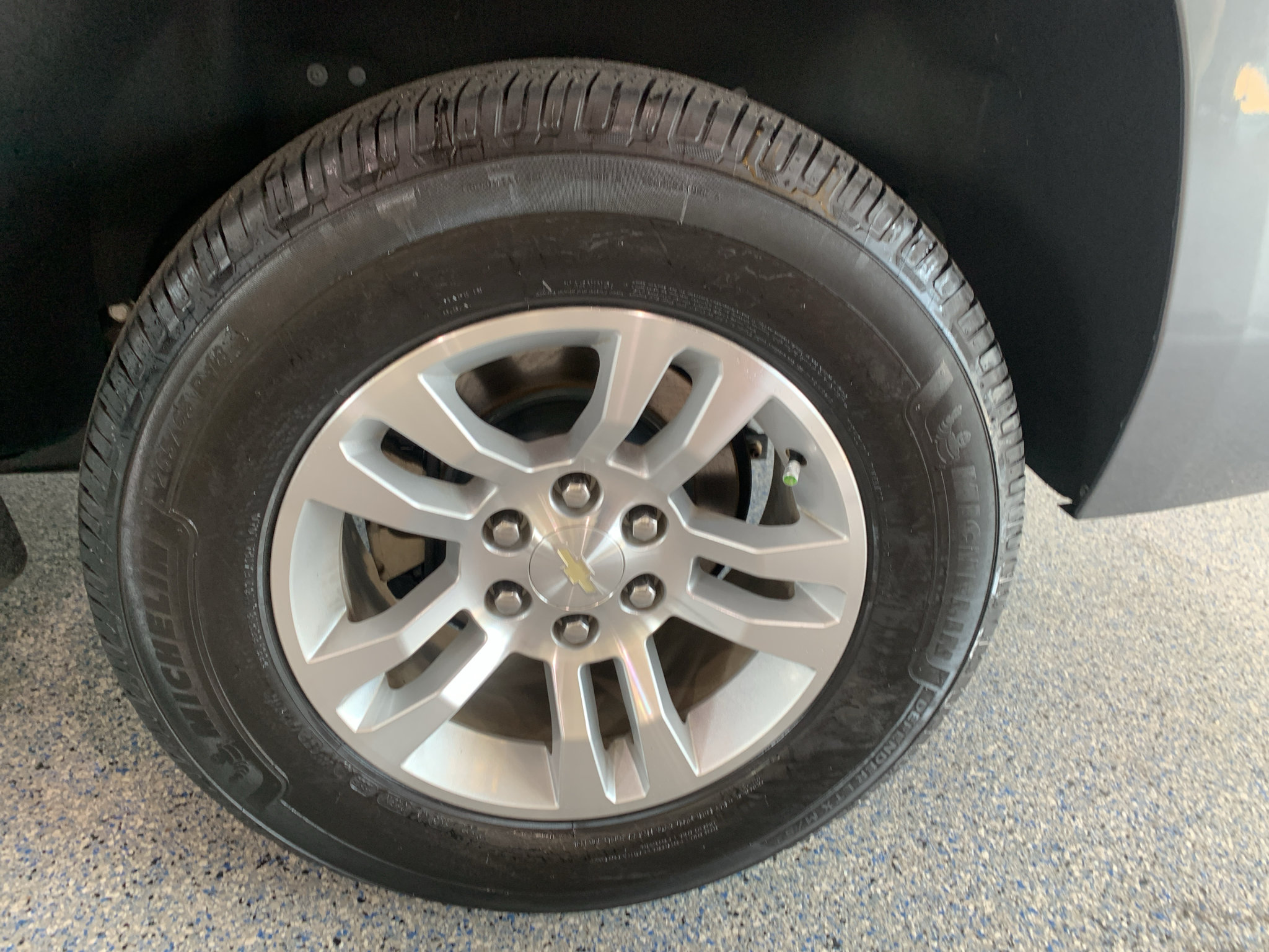 Used 2020 Chevrolet Tahoe LS AWD/4WD image 34
