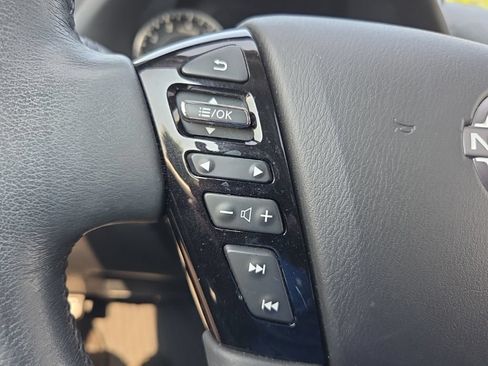 Used 2023 Nissan Armada SL w/ Captain's Chairs Package RWD image 27