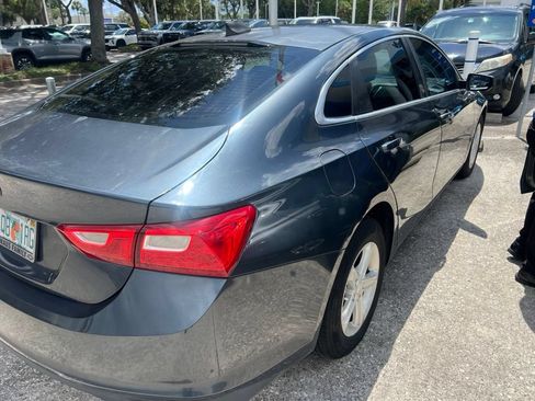 Used 2019 Chevrolet Malibu LS FWD image 4