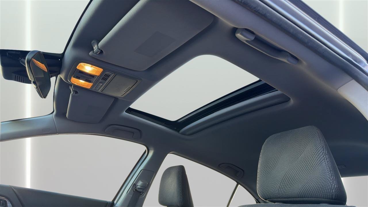 Used 2016 Honda Accord EX image 19