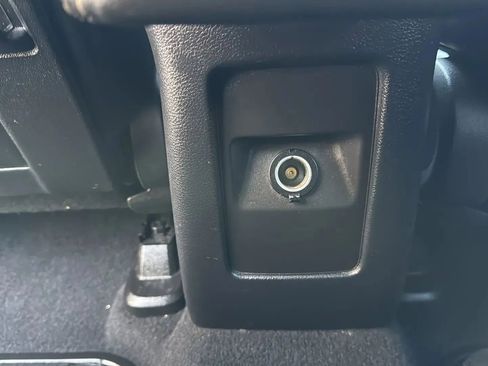 Used 2018 Dodge Journey Crossroad image 30