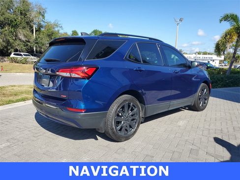 Certified 2022 Chevrolet Equinox RS w/ Infotainment Package image 4