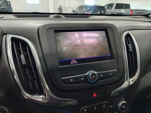 Used 2021 Chevrolet Equinox LT image 8