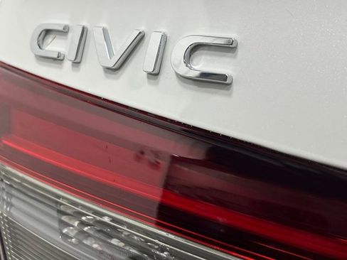 New 2026 Honda Civic FWD Hybrid Sedan image 9