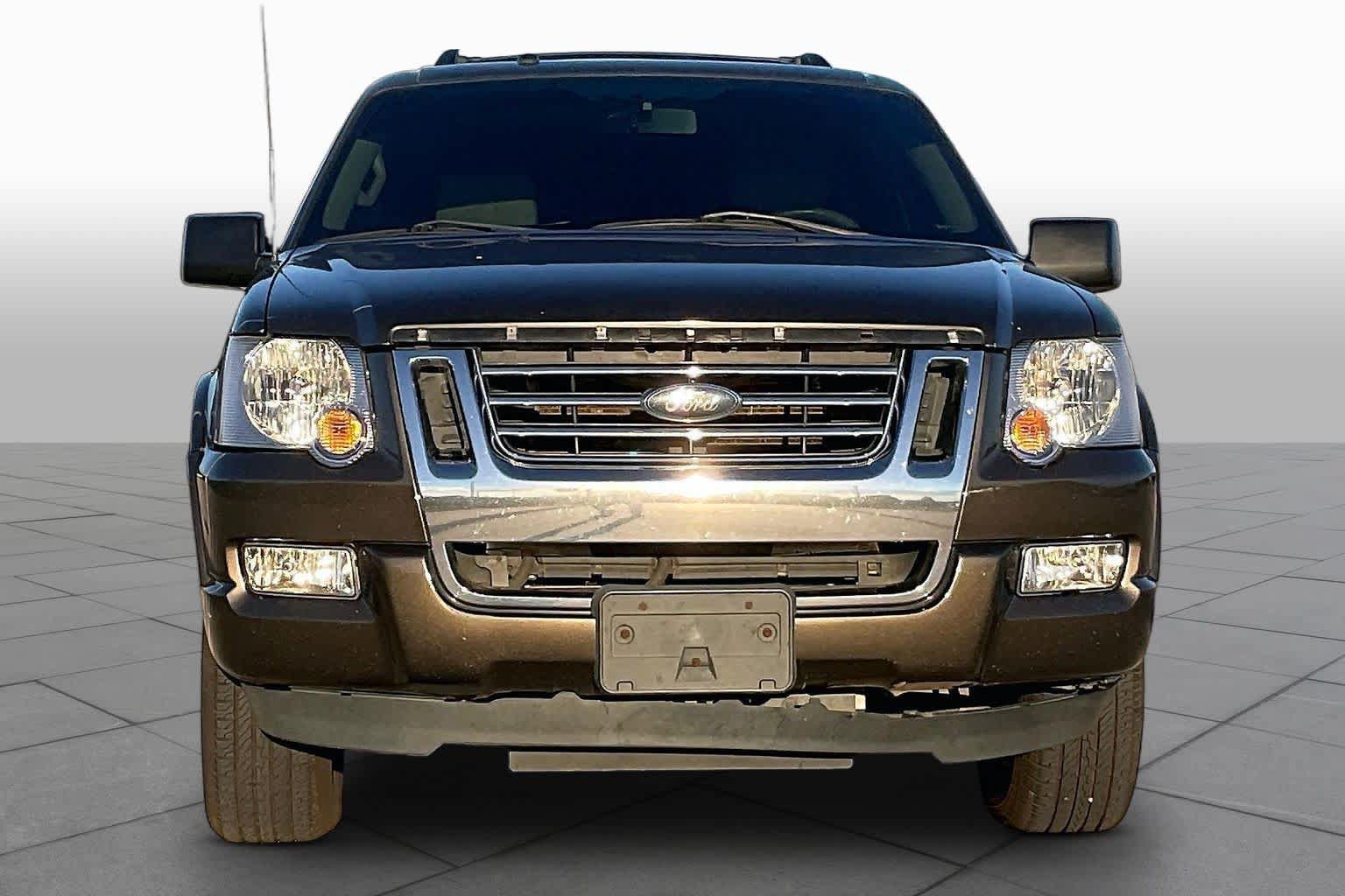 Used 2008 Ford Explorer XLT RWD image 4