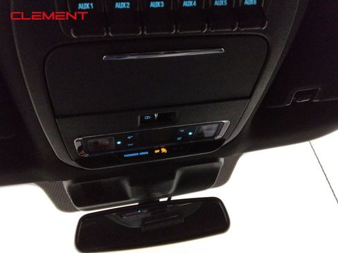 Used 2024 Ford F250 Platinum image 25