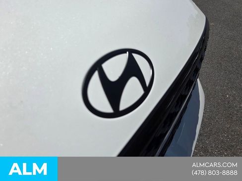 Used 2026 Hyundai Santa Fe Calligraphy FWD image 17