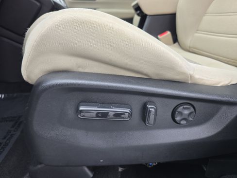 Used 2020 Honda CR-V EX image 28