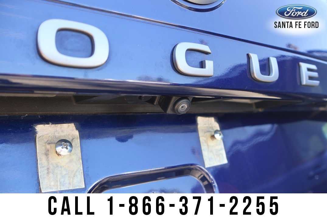 Used 2024 Nissan Rogue SV FWD image 7