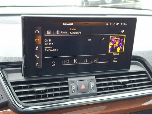 Used 2023 Audi Q5 2.0T Premium w/ Convenience Package image 17