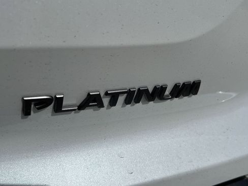 New 2026 Nissan Pathfinder Platinum w/ Cargo Package FWD image 6