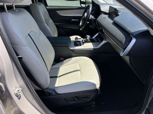 Used 2024 MAZDA CX-90 3.3 Turbo w/ Premium Package AWD/4WD image 38
