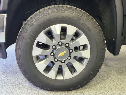 New 2026 Chevrolet Silverado 2500 LT w/ Texas Edition AWD/4WD image 13
